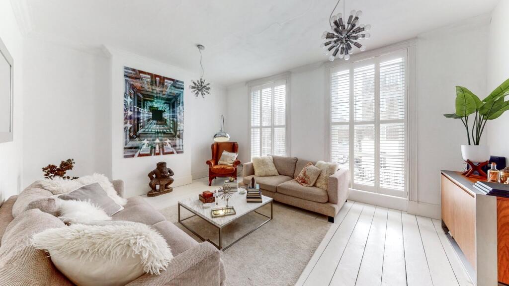 4 bed Mid Terraced House for rent in Camden Town. From Chestertons Estate Agents , Camden & Primrose Hill Lettings 4 bed Mid Terraced House for rent in Camden Town. From Chestertons Estate Agents , Camden & Primrose Hill Lettings