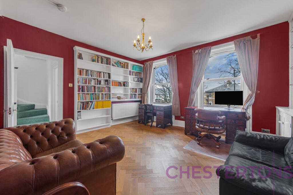 4 bed Semi Detached for rent in Greenwich. From Chestertons Estate Agents , Canary Wharf & Docklands Lettings