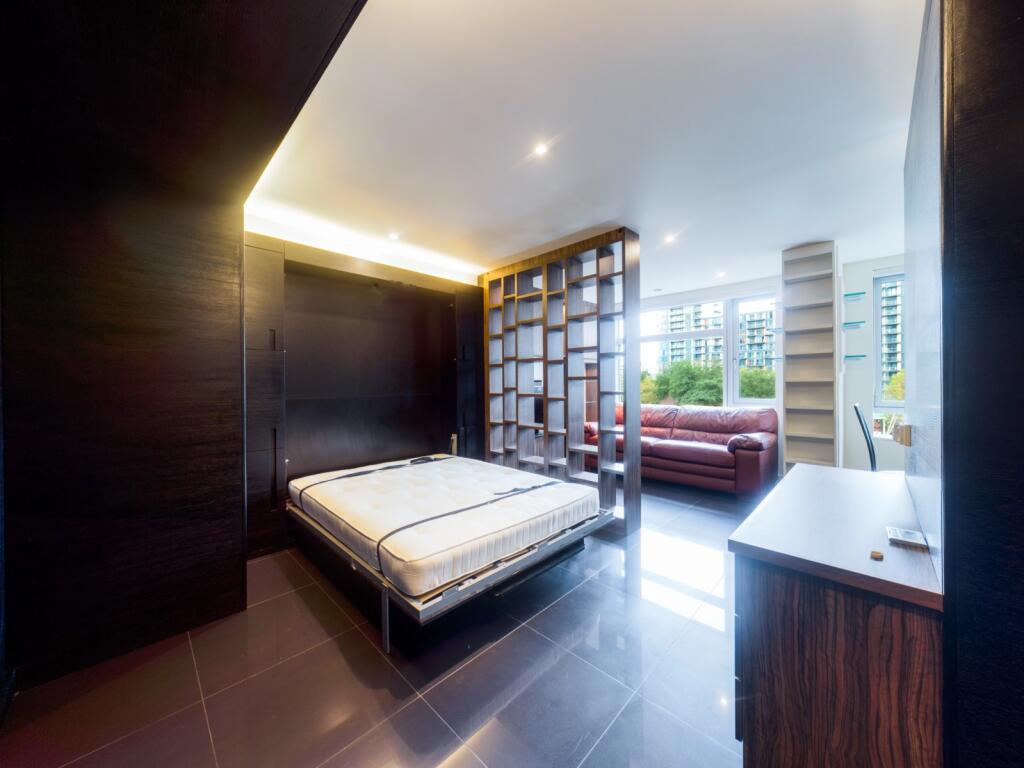 0 bed 1st Floor Flat for rent in Poplar. From Chestertons Estate Agents , Canary Wharf & Docklands Lettings