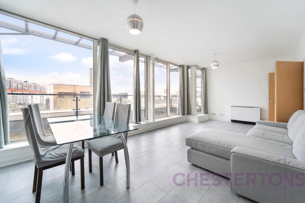 3 bed 1st Floor Flat for rent in Poplar. From Chestertons Estate Agents , Canary Wharf & Docklands Lettings