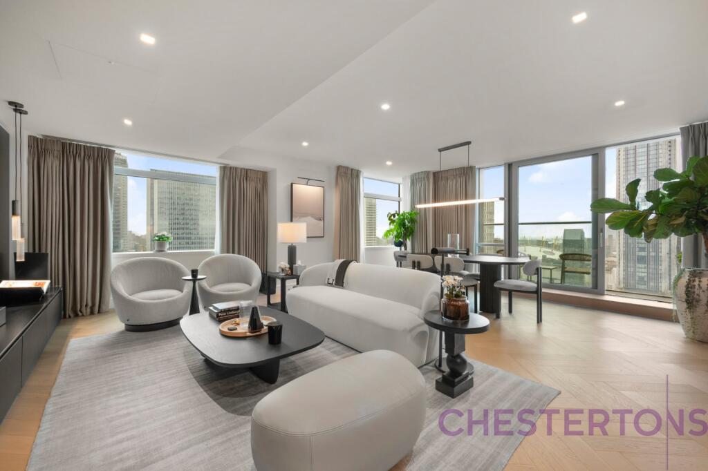 3 bed 1st Floor Flat for rent in Poplar. From Chestertons Estate Agents , Canary Wharf & Docklands Lettings