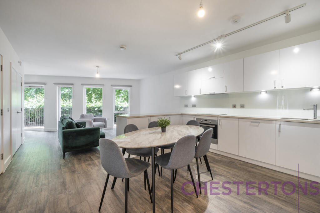 3 bed 1st Floor Flat for rent in Woolwich. From Chestertons Estate Agents , Canary Wharf & Docklands Lettings