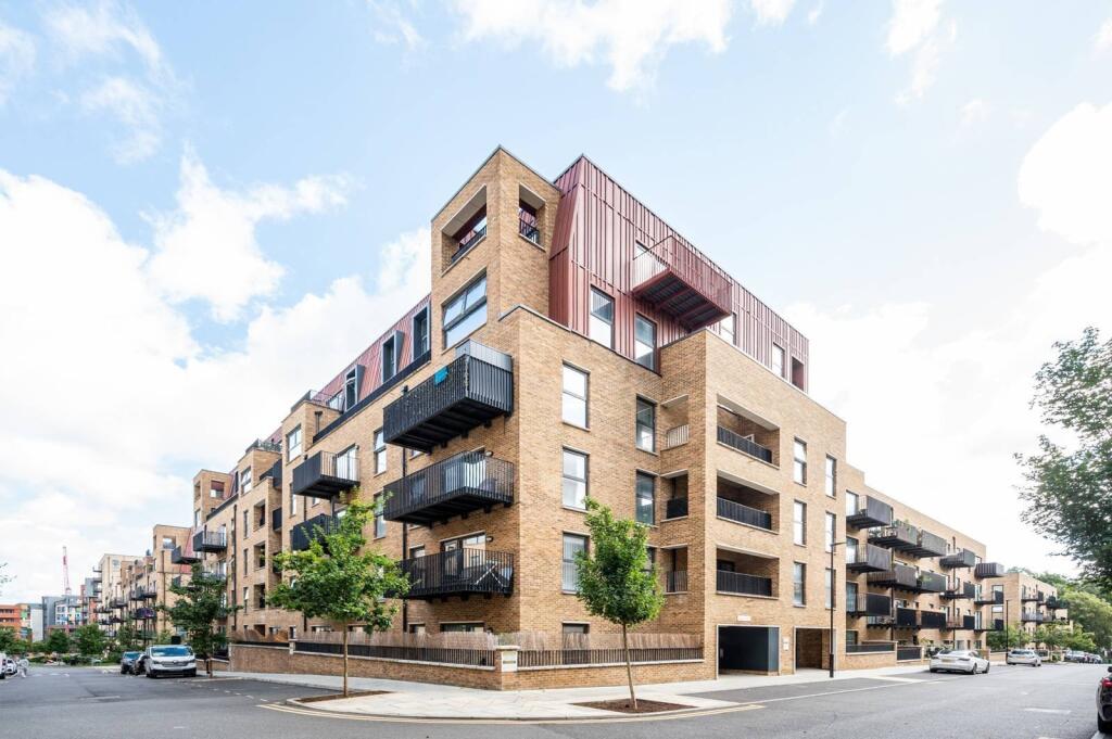 2 bed 1st Floor Flat for rent in Woolwich. From Chestertons Estate Agents , Canary Wharf & Docklands Lettings 2 bed 1st Floor Flat for rent in Woolwich. From Chestertons Estate Agents , Canary Wharf & Docklands Lettings