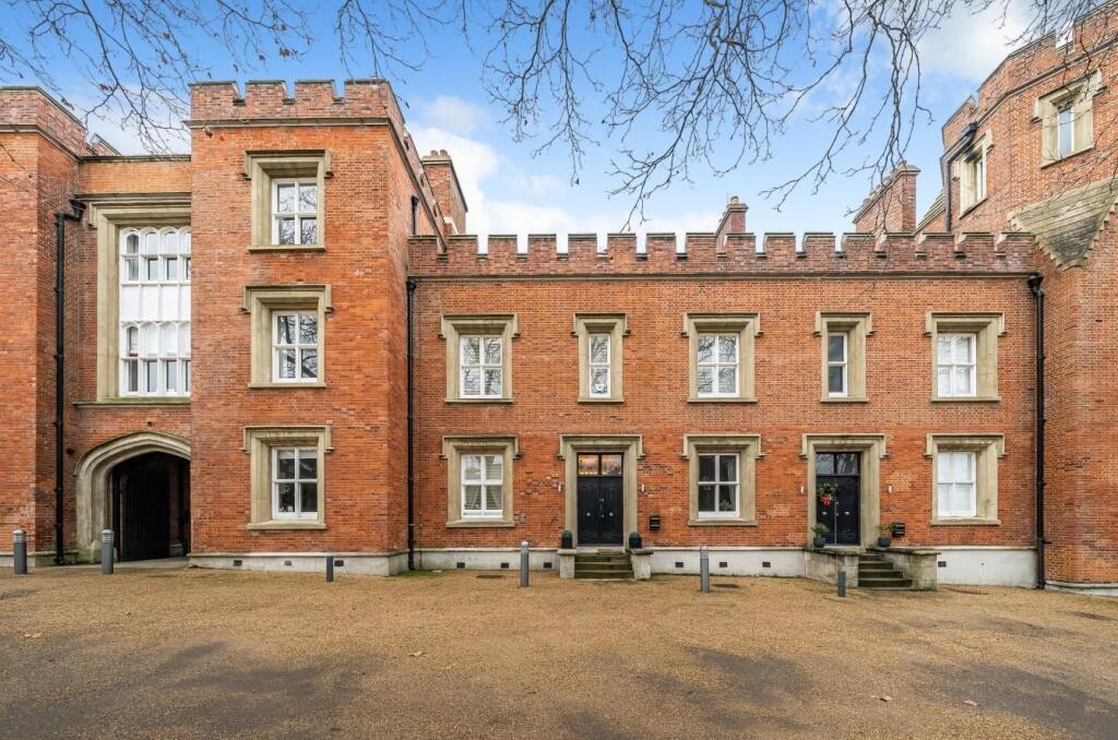 3 bed Detached for rent in Woolwich. From Chestertons Estate Agents , Canary Wharf & Docklands Lettings