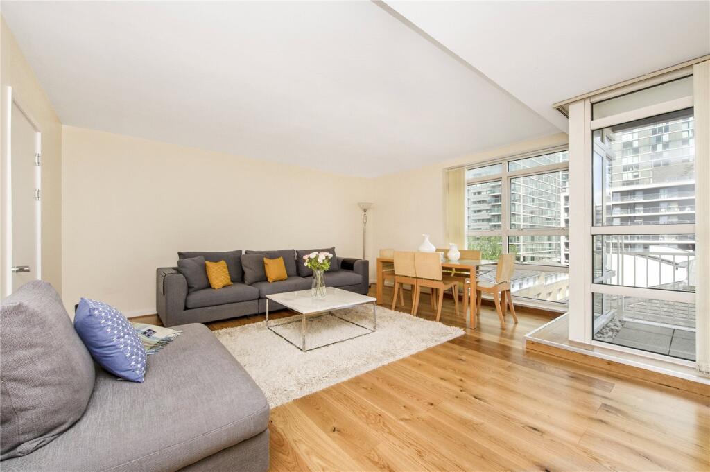 2 bed 1st Floor Flat for rent in Poplar. From Chestertons Estate Agents , Canary Wharf & Docklands Lettings