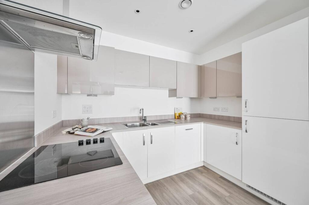 2 bed 1st Floor Flat for rent in Woolwich. From Chestertons Estate Agents , Canary Wharf & Docklands Lettings