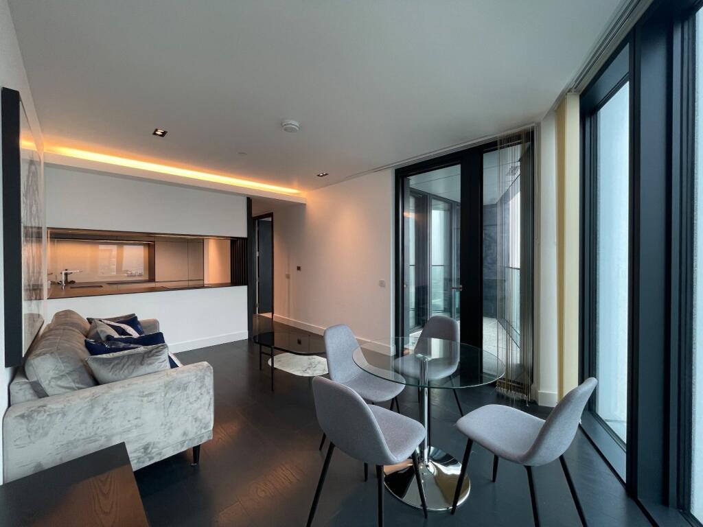 1 bed 1st Floor Flat for rent in Poplar. From Chestertons Estate Agents , Canary Wharf & Docklands Lettings