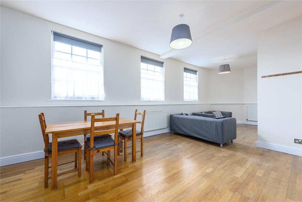 2 bed 1st Floor Flat for rent in Bow. From Chestertons Estate Agents , Canary Wharf & Docklands Lettings