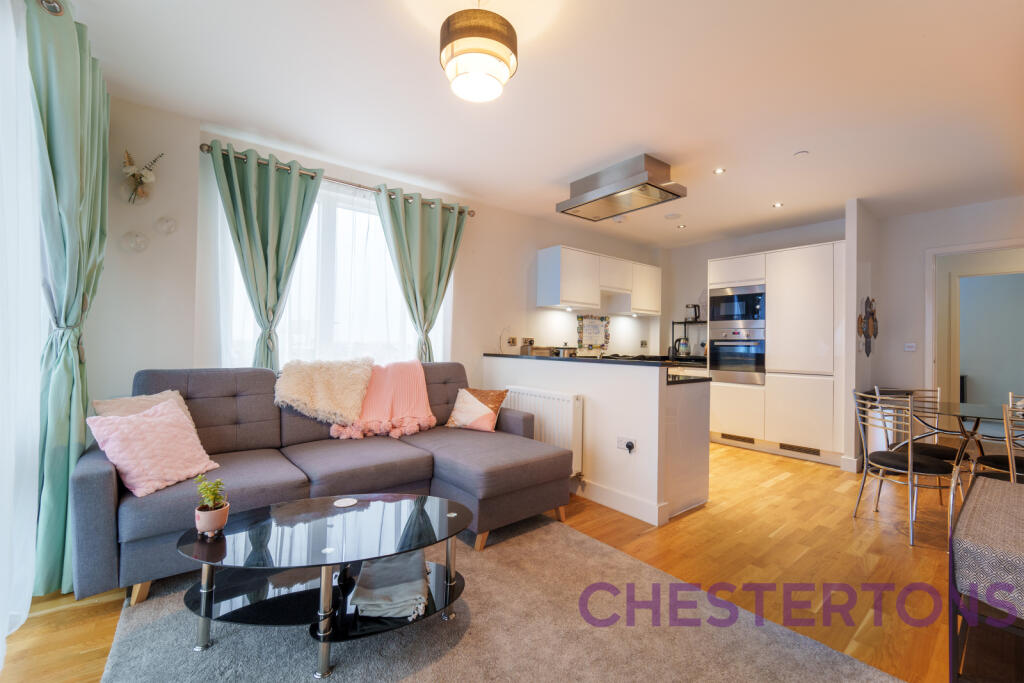 2 bed 1st Floor Flat for rent in Poplar. From Chestertons Estate Agents , Canary Wharf & Docklands Lettings