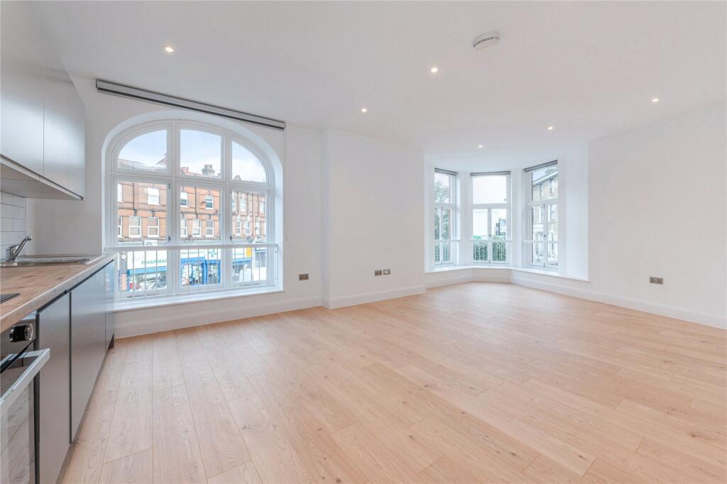 2 bed 1st Floor Flat for rent in Lewisham. From Chestertons Estate Agents , Canary Wharf & Docklands Lettings