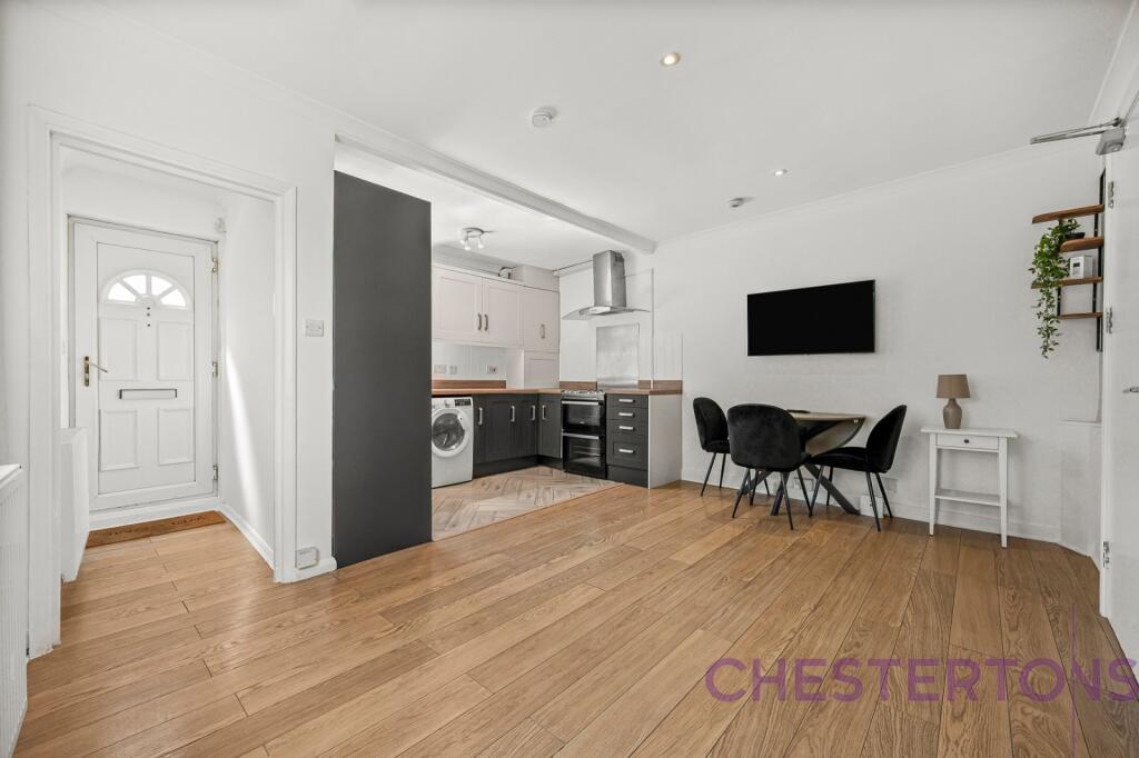 2 bed 1st Floor Flat for rent in Greenwich. From Chestertons Estate Agents , Canary Wharf & Docklands Lettings