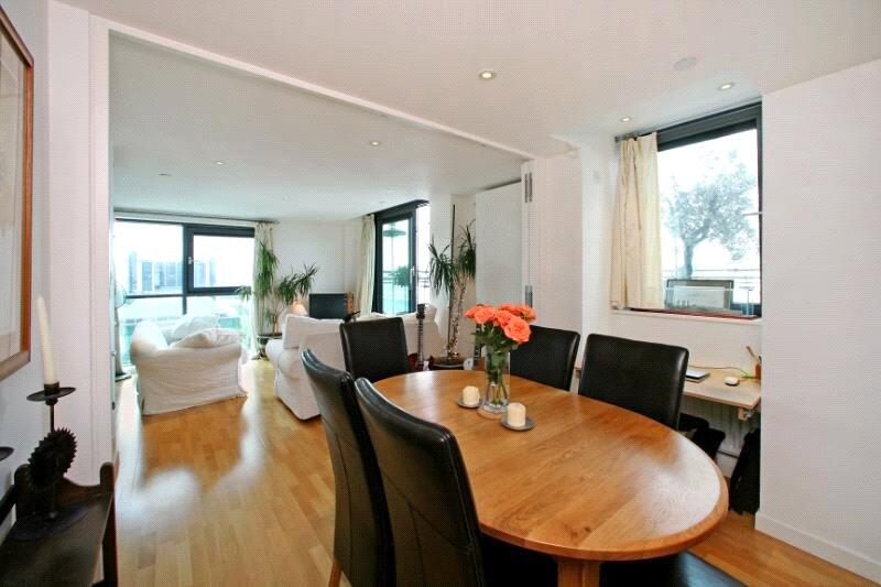 2 bed 1st Floor Flat for rent in Poplar. From Chestertons Estate Agents , Canary Wharf & Docklands Lettings