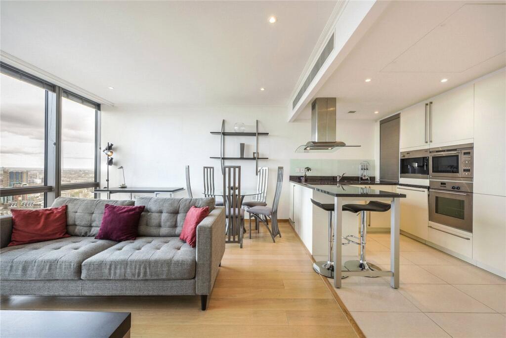 1 bed 1st Floor Flat for rent in Poplar. From Chestertons Estate Agents , Canary Wharf & Docklands Lettings 1 bed 1st Floor Flat for rent in Poplar. From Chestertons Estate Agents , Canary Wharf & Docklands Lettings