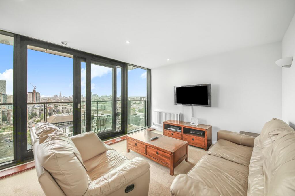 2 bed 1st Floor Flat for rent in Poplar. From Chestertons Estate Agents , Canary Wharf & Docklands Lettings