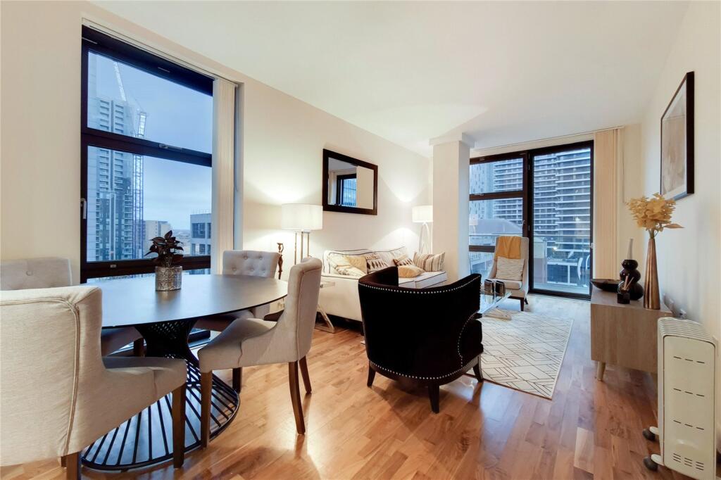 2 bed 1st Floor Flat for rent in Poplar. From Chestertons Estate Agents , Canary Wharf & Docklands Lettings 2 bed 1st Floor Flat for rent in Poplar. From Chestertons Estate Agents , Canary Wharf & Docklands Lettings