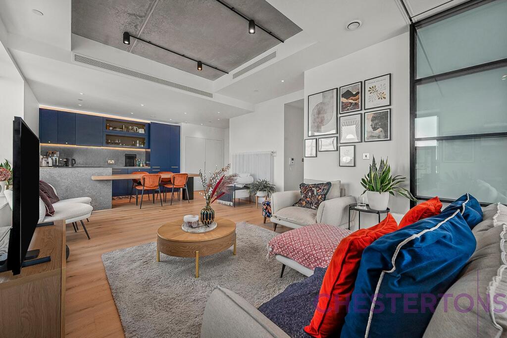 2 bed 1st Floor Flat for rent in Poplar. From Chestertons Estate Agents , Canary Wharf & Docklands Lettings