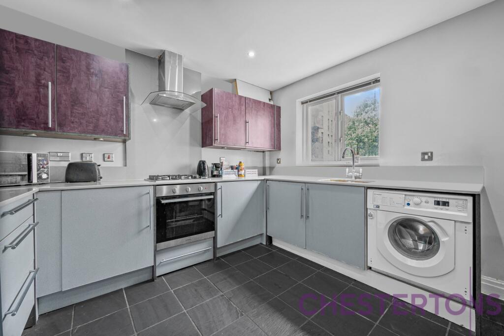 4 bed End of Terrace for rent in Poplar. From Chestertons Estate Agents , Canary Wharf & Docklands Lettings