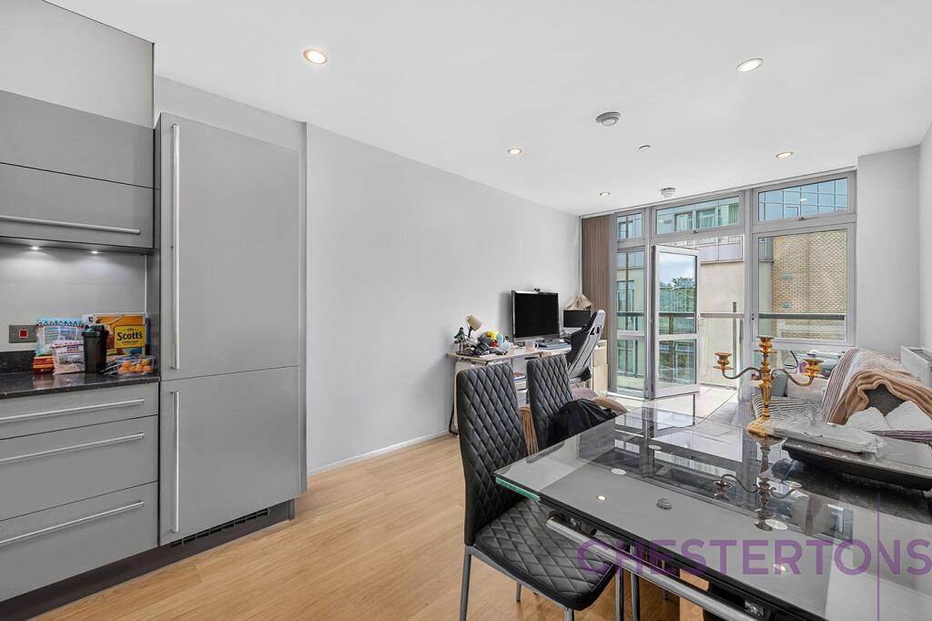 1 bed 1st Floor Flat for rent in Poplar. From Chestertons Estate Agents , Canary Wharf & Docklands Lettings 1 bed 1st Floor Flat for rent in Poplar. From Chestertons Estate Agents , Canary Wharf & Docklands Lettings