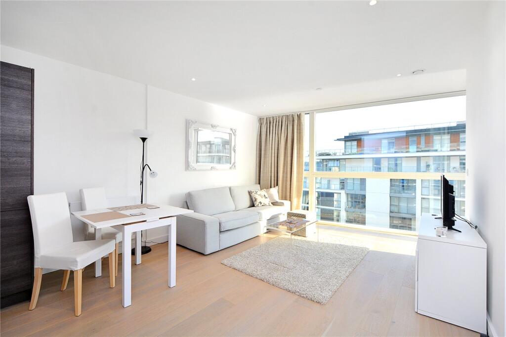 2 bed 1st Floor Flat for rent in Greenwich. From Chestertons Estate Agents , Canary Wharf & Docklands Lettings 2 bed 1st Floor Flat for rent in Greenwich. From Chestertons Estate Agents , Canary Wharf & Docklands Lettings
