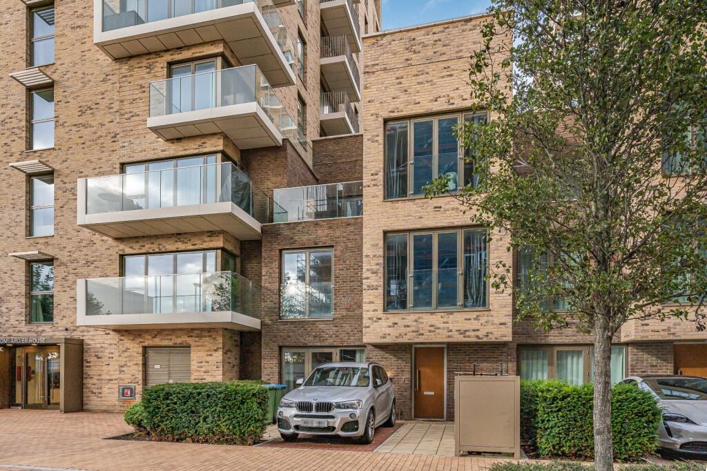 4 bed Mid Terraced House for rent in Eltham. From Chestertons Estate Agents , Canary Wharf & Docklands Lettings 4 bed Mid Terraced House for rent in Eltham. From Chestertons Estate Agents , Canary Wharf & Docklands Lettings