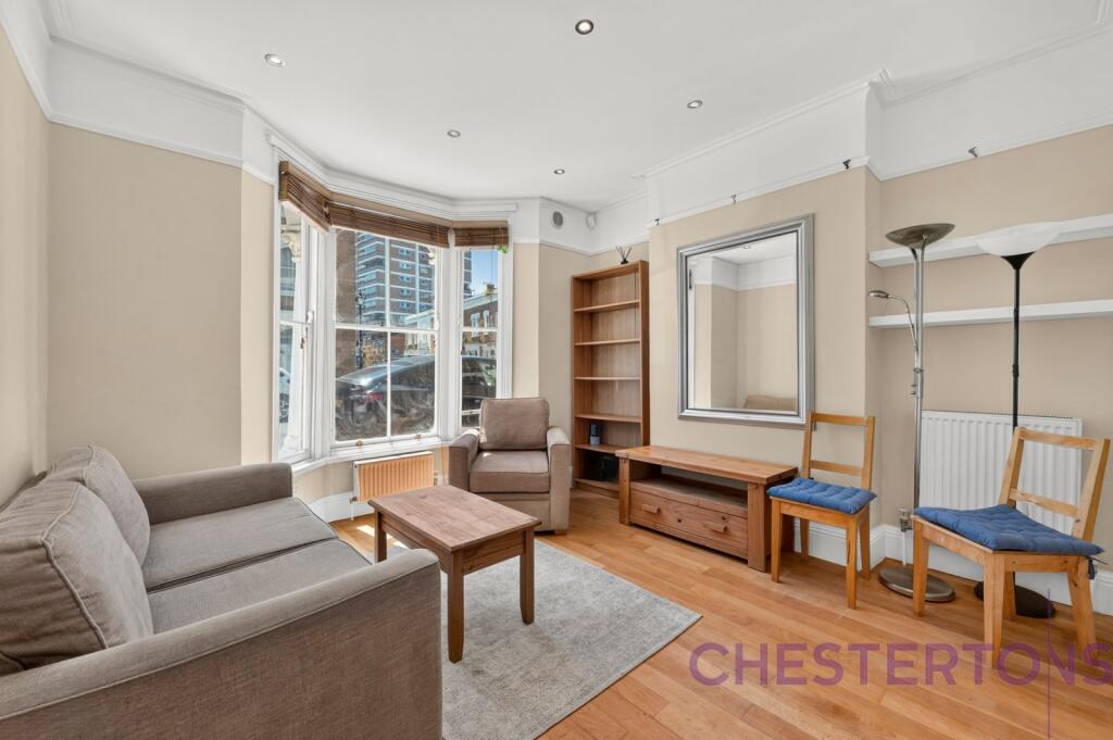 2 bed 1st Floor Flat for rent in Bow. From Chestertons Estate Agents , Canary Wharf & Docklands Lettings