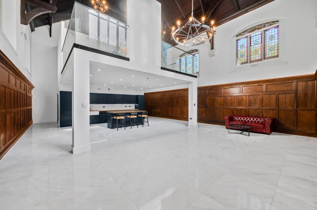 2 bed 1st Floor Flat for rent in Woolwich. From Chestertons Estate Agents , Canary Wharf & Docklands Lettings 2 bed 1st Floor Flat for rent in Woolwich. From Chestertons Estate Agents , Canary Wharf & Docklands Lettings