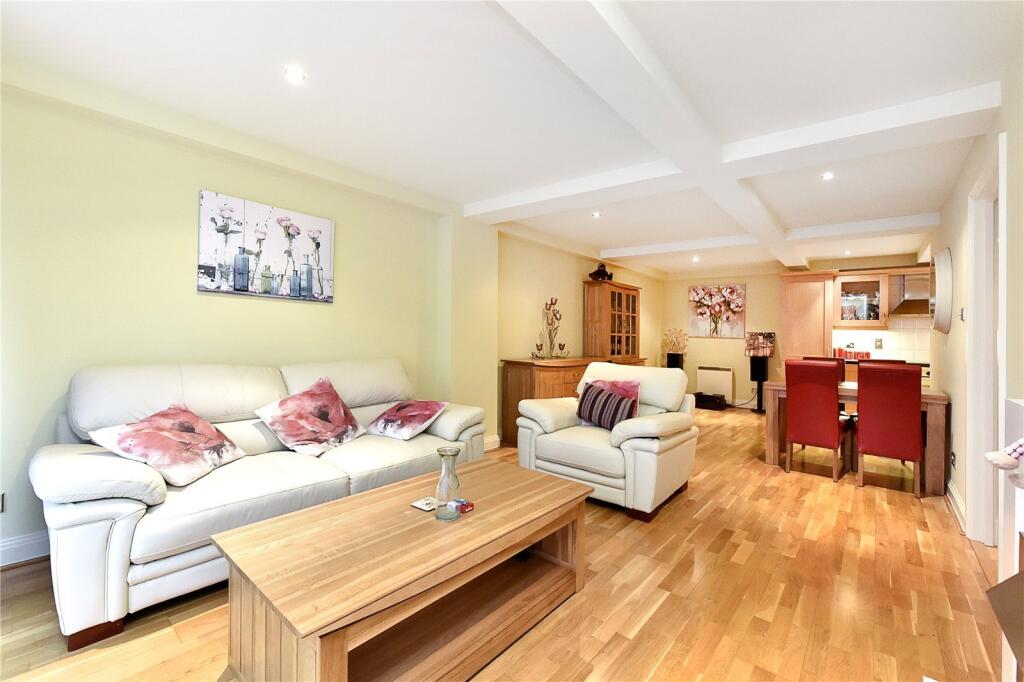 1 bed 1st Floor Flat for rent in Greenwich. From Chestertons Estate Agents , Canary Wharf & Docklands Lettings