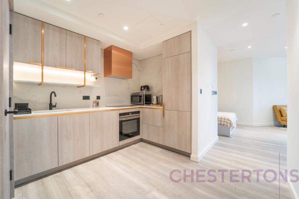 4 bed 1st Floor Flat for rent in Poplar. From Chestertons Estate Agents , Canary Wharf & Docklands Lettings 4 bed 1st Floor Flat for rent in Poplar. From Chestertons Estate Agents , Canary Wharf & Docklands Lettings