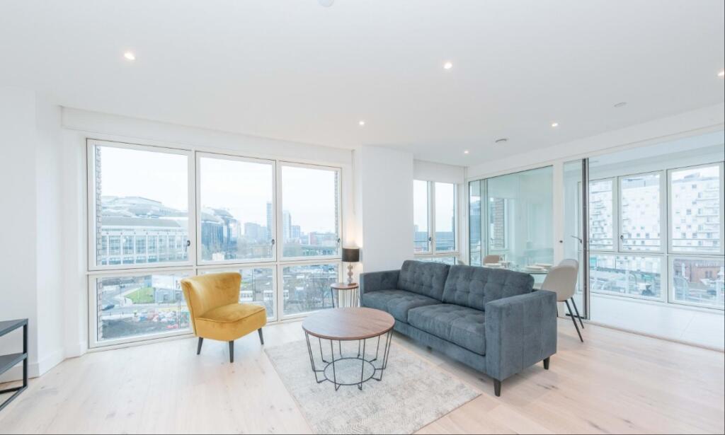 2 bed 1st Floor Flat for rent in Poplar. From Chestertons Estate Agents , Canary Wharf & Docklands Lettings 2 bed 1st Floor Flat for rent in Poplar. From Chestertons Estate Agents , Canary Wharf & Docklands Lettings