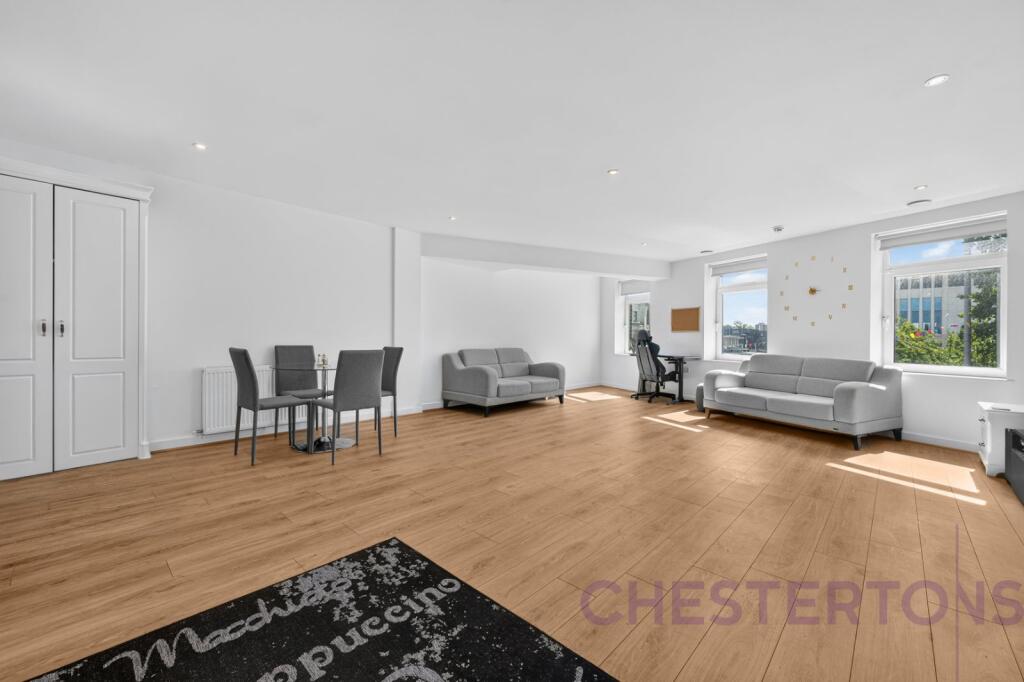 2 bed 1st Floor Flat for rent in Woolwich. From Chestertons Estate Agents , Canary Wharf & Docklands Lettings