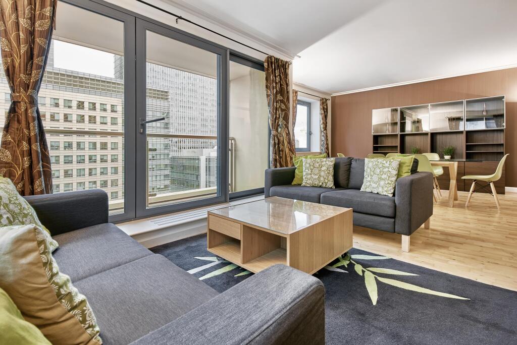 2 bed 1st Floor Flat for rent in Poplar. From Chestertons Estate Agents , Canary Wharf & Docklands Lettings 2 bed 1st Floor Flat for rent in Poplar. From Chestertons Estate Agents , Canary Wharf & Docklands Lettings