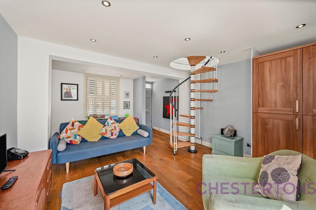 2 bed Detached for rent in Greenwich. From Chestertons Estate Agents , Canary Wharf & Docklands Lettings