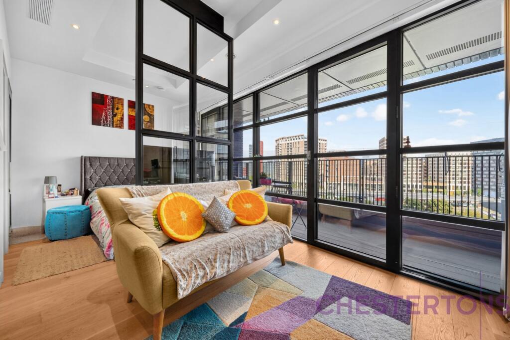4 bed 1st Floor Flat for rent in Poplar. From Chestertons Estate Agents , Canary Wharf & Docklands Lettings