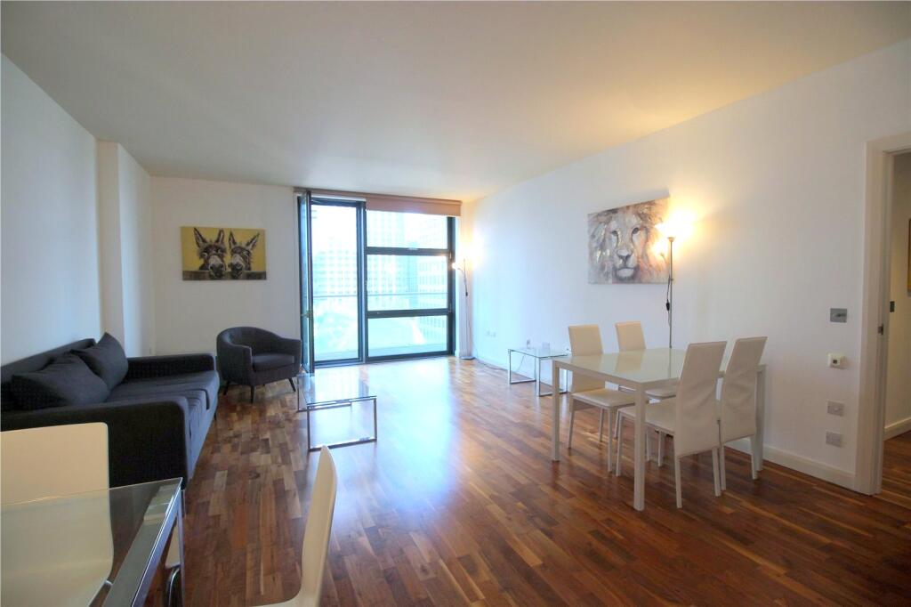 2 bed 1st Floor Flat for rent in Poplar. From Chestertons Estate Agents , Canary Wharf & Docklands Lettings