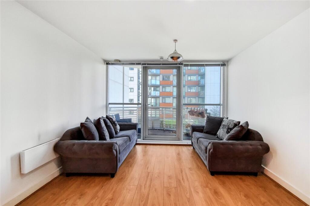 1 bed 1st Floor Flat for rent in Poplar. From Chestertons Estate Agents , Canary Wharf & Docklands Lettings