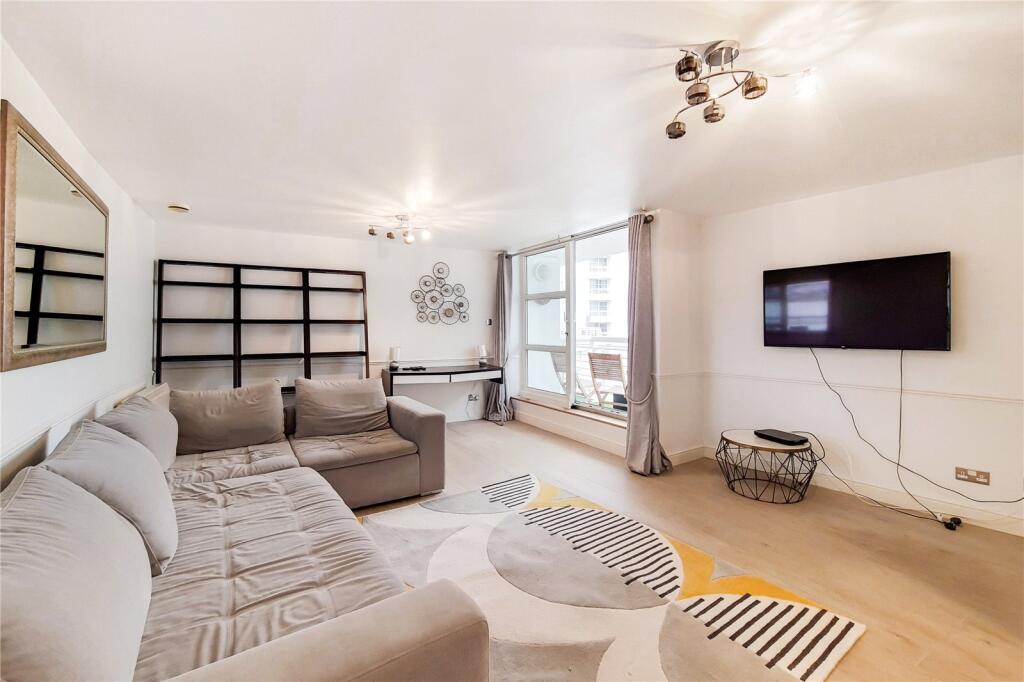 2 bed 1st Floor Flat for rent in Poplar. From Chestertons Estate Agents , Canary Wharf & Docklands Lettings