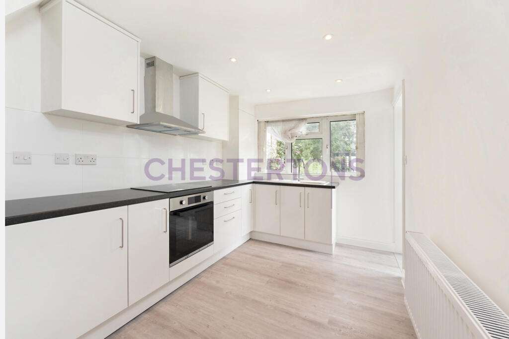 3 bed Mid Terraced House for rent in West Ham. From Chestertons Estate Agents , Canary Wharf & Docklands Lettings