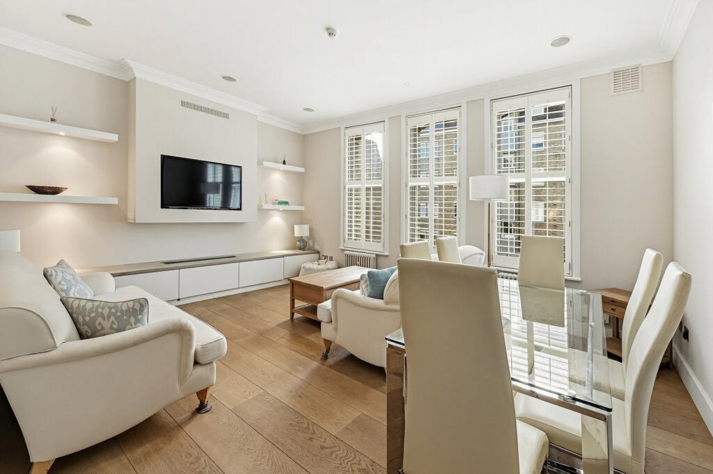 2 bed 1st Floor Flat for rent in Chelsea. From Chestertons Estate Agents - Chelsea