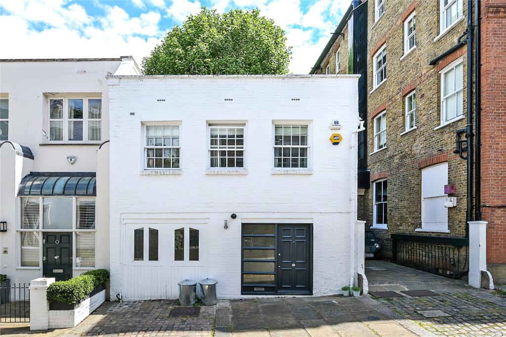 3 bed End of Terrace for rent in Chelsea. From Chestertons Estate Agents - Chelsea