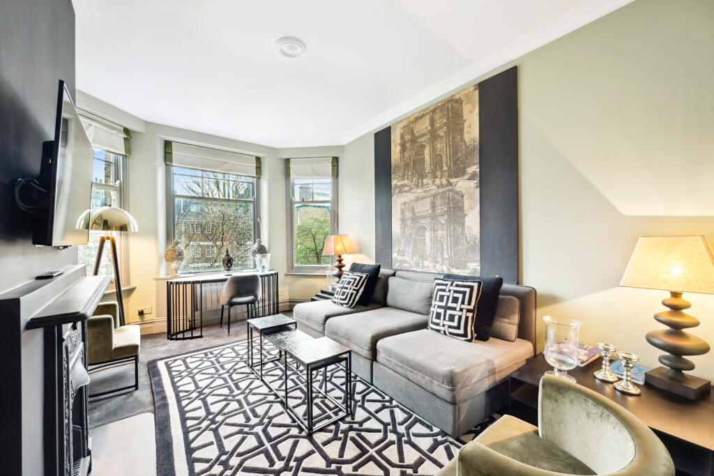 1 bed 1st Floor Flat for rent in Chelsea. From Chestertons Estate Agents - Chelsea 1 bed 1st Floor Flat for rent in Chelsea. From Chestertons Estate Agents - Chelsea