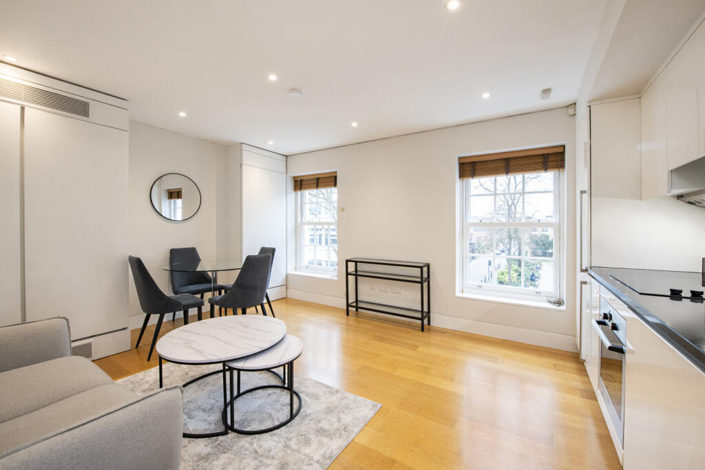 1 bed 1st Floor Flat for rent in Chelsea. From Chestertons Estate Agents - Chelsea