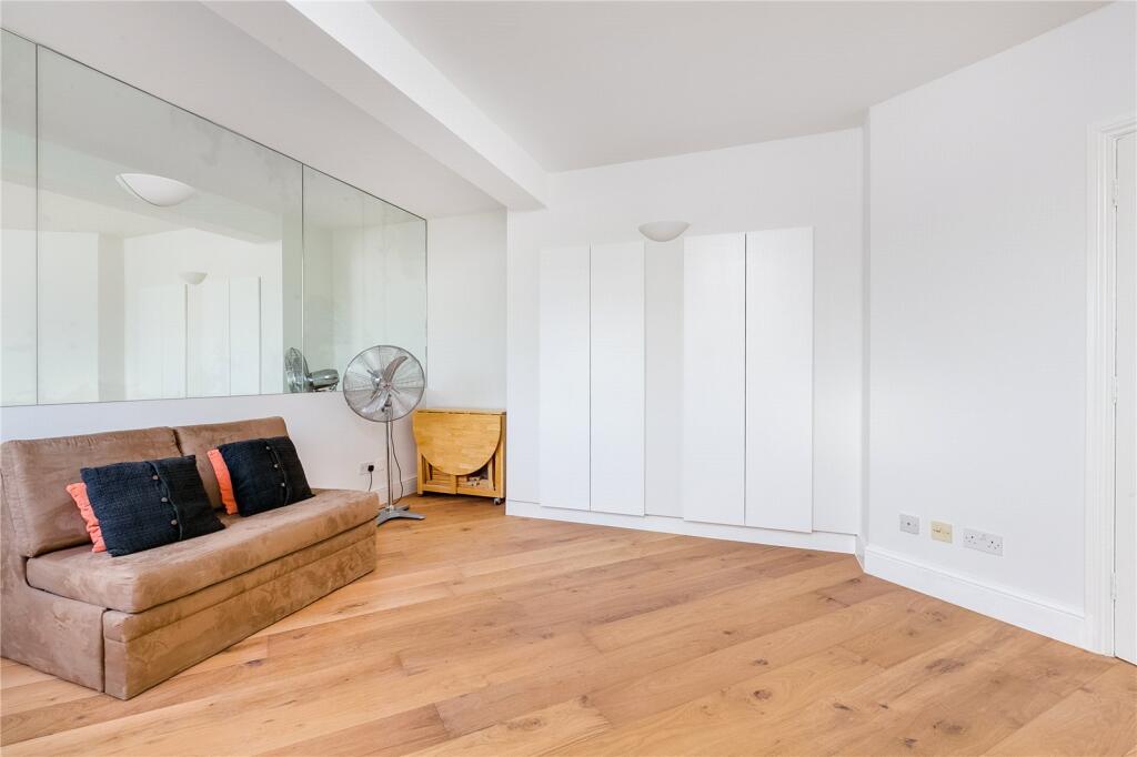 0 bed 1st Floor Flat for rent in Chelsea. From Chestertons Estate Agents - Chelsea