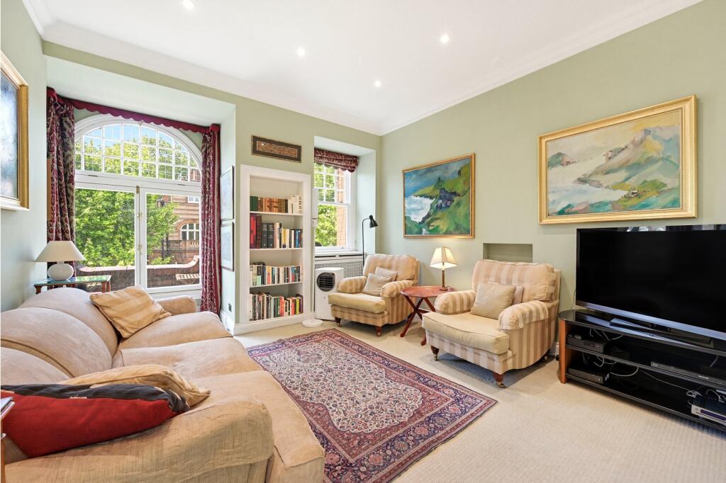 3 bed Annexe for rent in Chelsea. From Chestertons Estate Agents - Chelsea