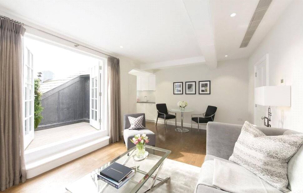 1 bed 1st Floor Flat for rent in Chelsea. From Chestertons Estate Agents - Chelsea