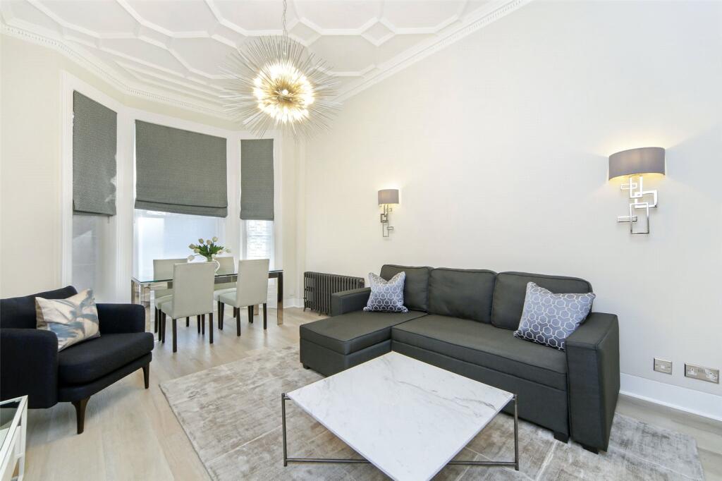 1 bed 1st Floor Flat for rent in Chelsea. From Chestertons Estate Agents - Chelsea
