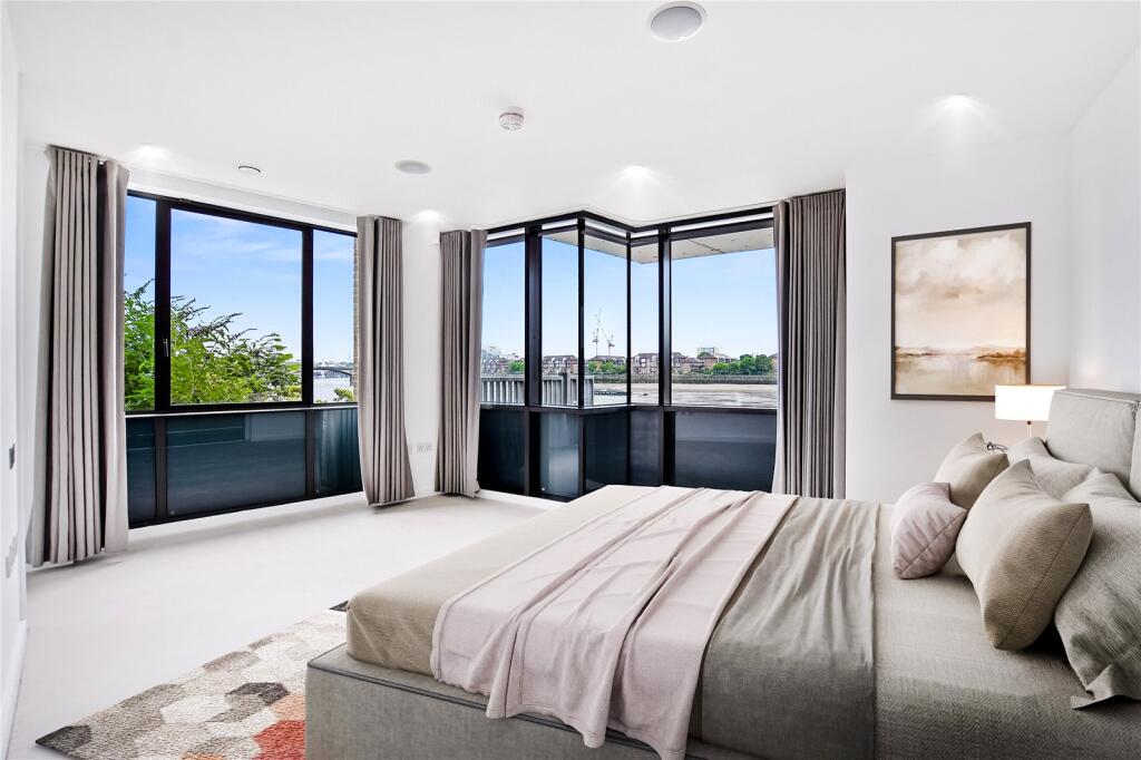 2 bed 1st Floor Flat for rent in Battersea. From Chestertons Estate Agents - Chelsea