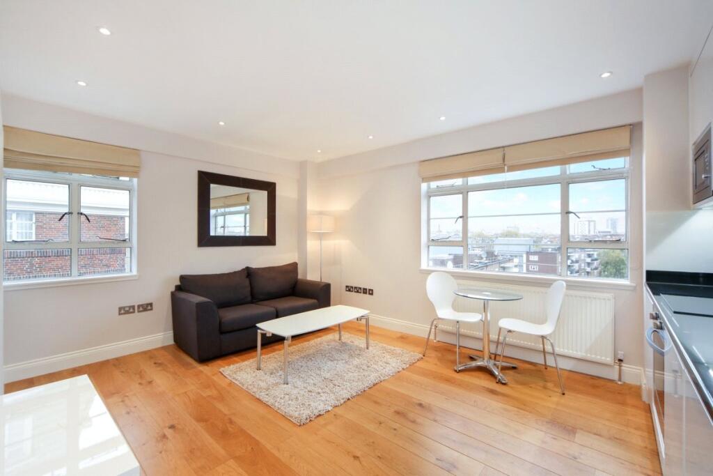 1 bed 1st Floor Flat for rent in Chelsea. From Chestertons Estate Agents - Chelsea 1 bed 1st Floor Flat for rent in Chelsea. From Chestertons Estate Agents - Chelsea