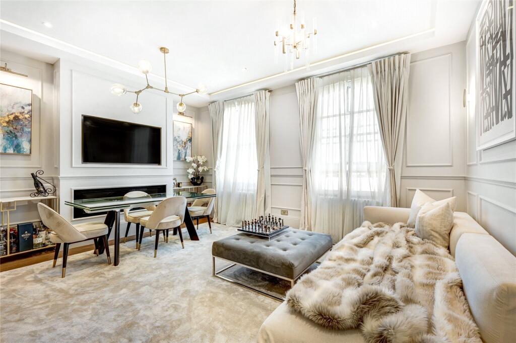 1 bed 1st Floor Flat for rent in Chelsea. From Chestertons Estate Agents - Chelsea