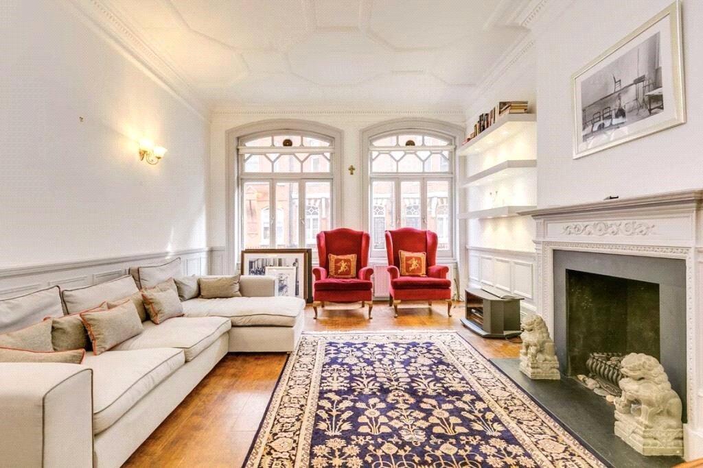 1 bed 1st Floor Flat for rent in Chelsea. From Chestertons Estate Agents - Chelsea