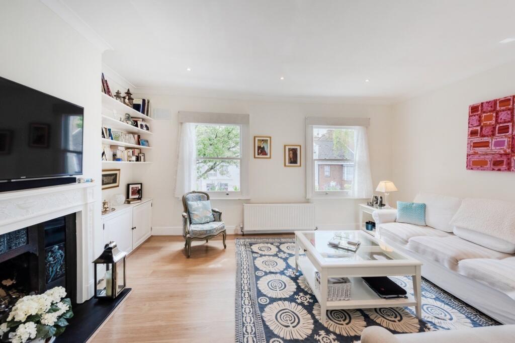 2 bed 1st Floor Flat for rent in Battersea. From Chestertons Estate Agents - Chelsea 2 bed 1st Floor Flat for rent in Battersea. From Chestertons Estate Agents - Chelsea